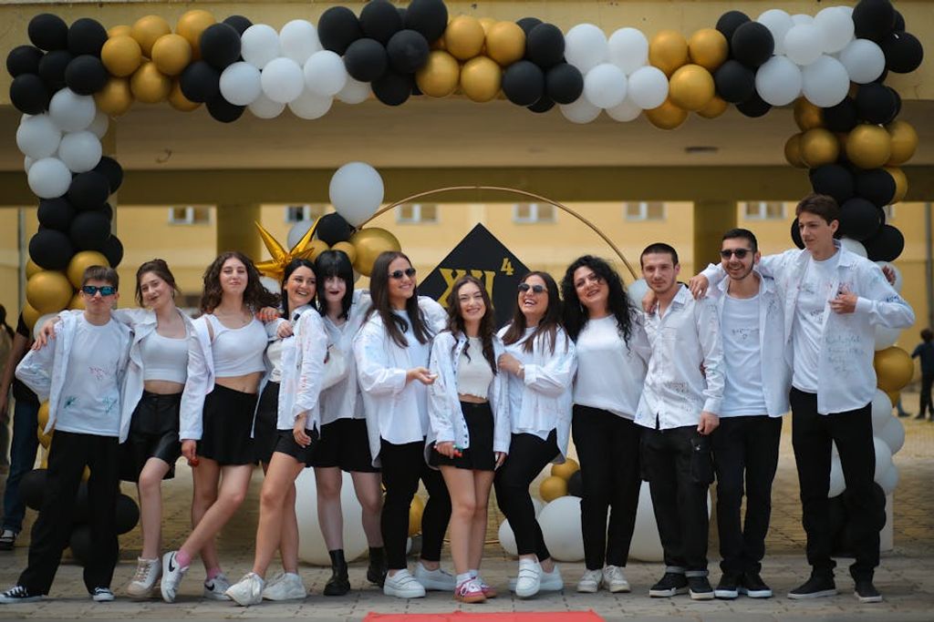 Photography Maghradze PH באתר PEXELS קשת בלונים
